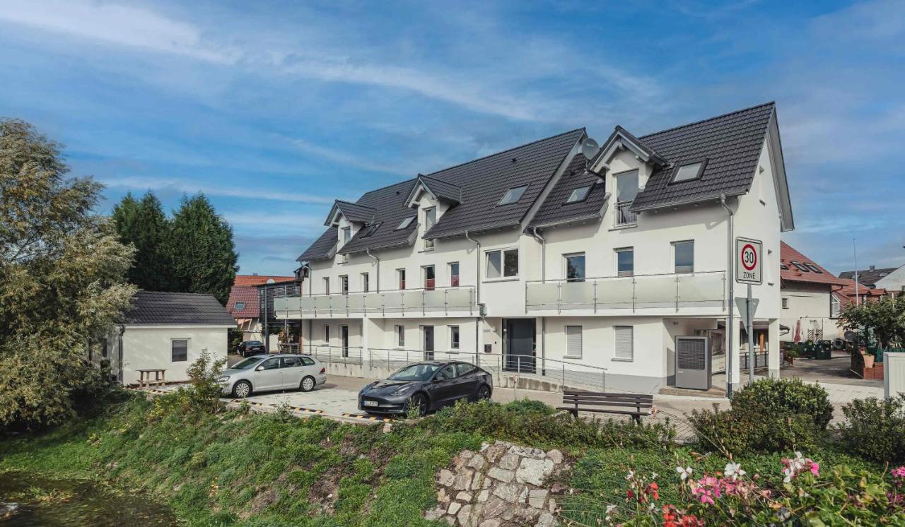 Ferienwohnungen Und Boardinghouse Heimbach In Renchen Εξωτερικό φωτογραφία