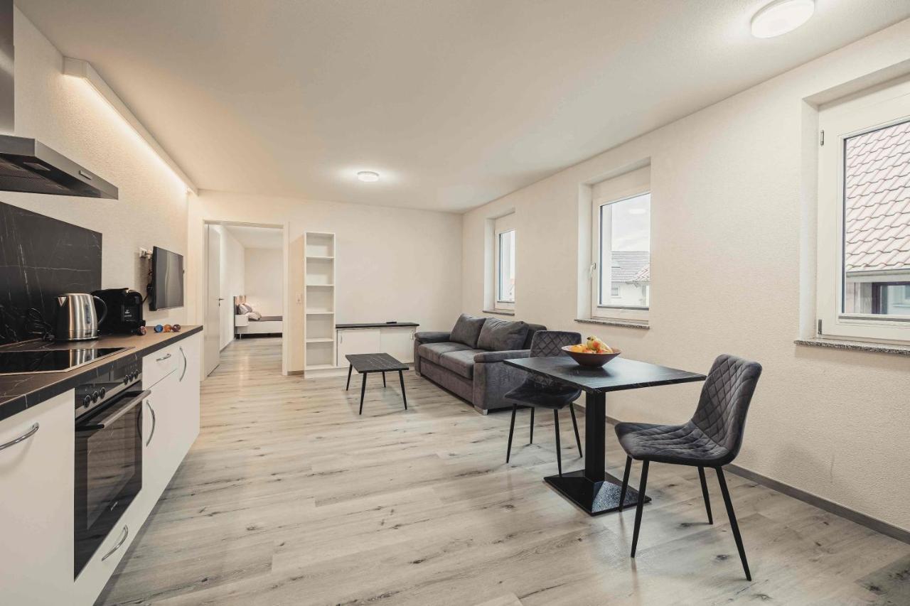 Ferienwohnungen Und Boardinghouse Heimbach In Renchen Εξωτερικό φωτογραφία
